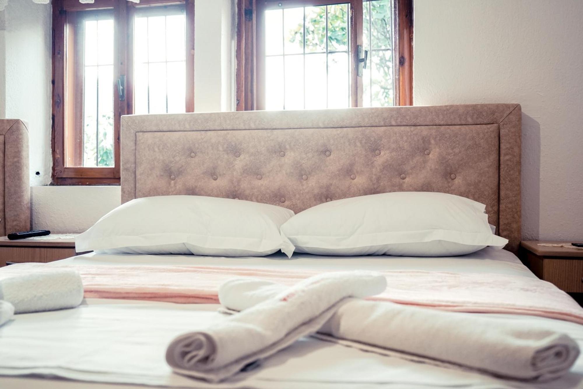 Guesthouse Arber Gjirokastra Kültér fotó