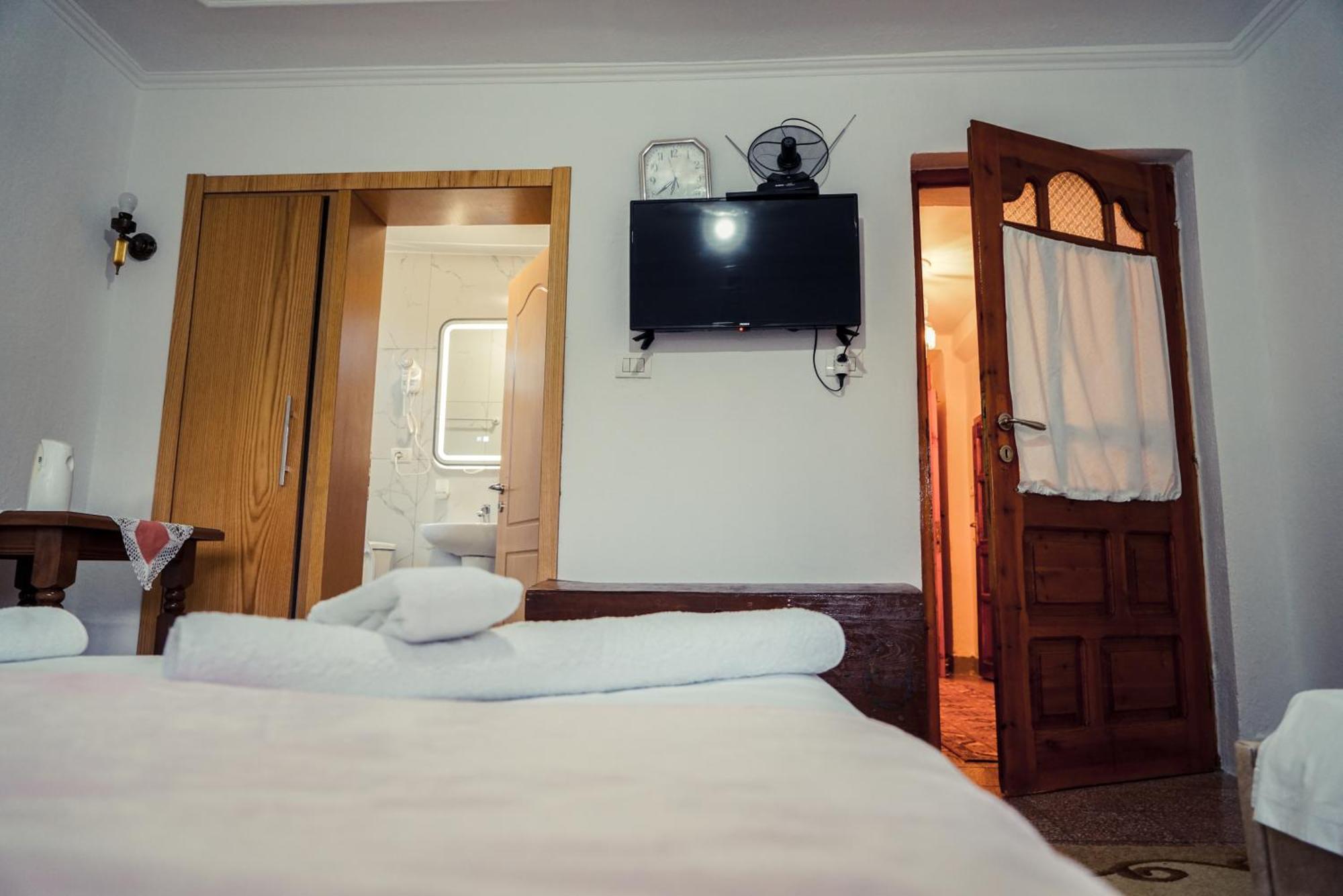 Guesthouse Arber Gjirokastra Kültér fotó