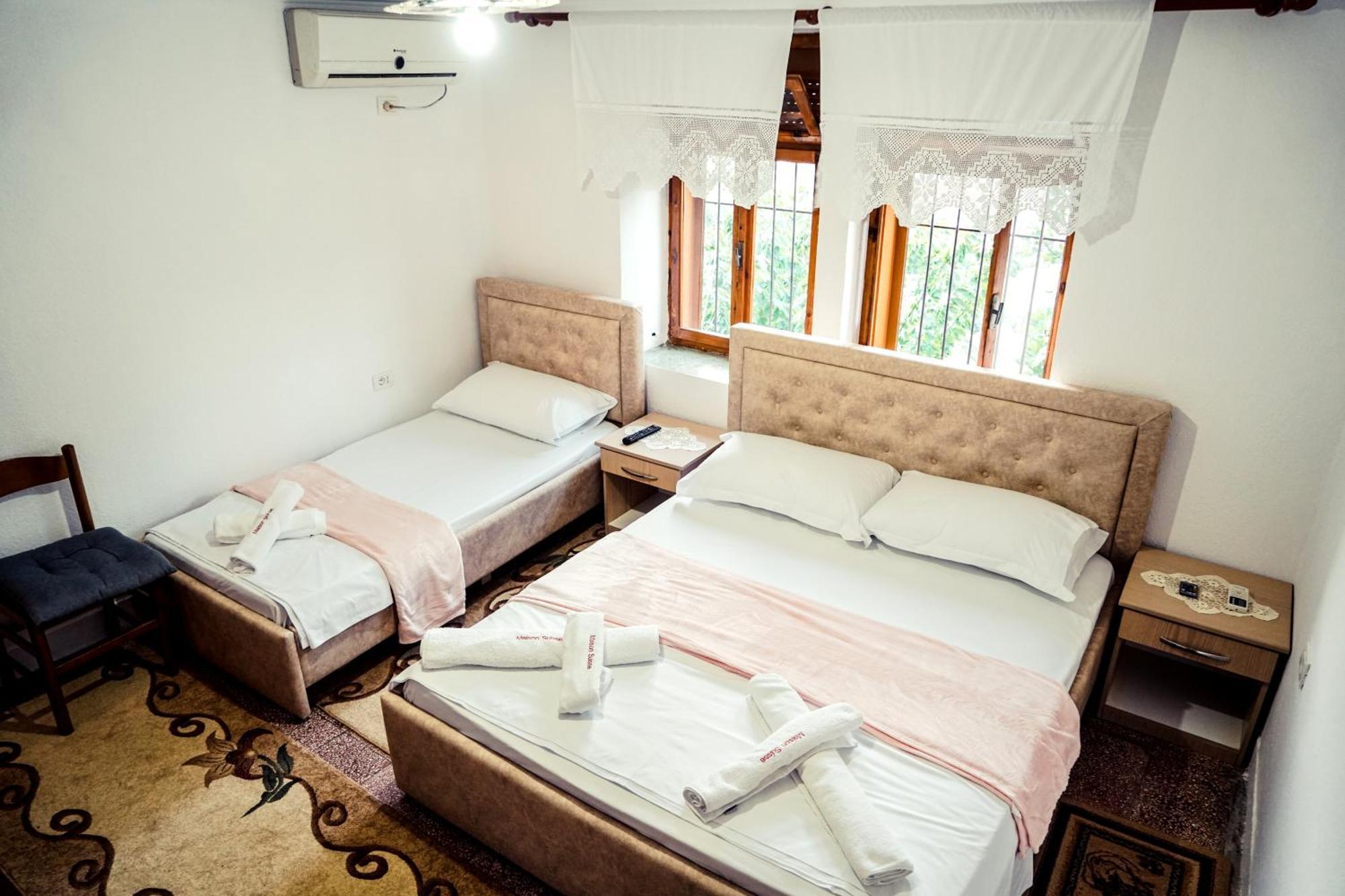 Guesthouse Arber Gjirokastra Kültér fotó