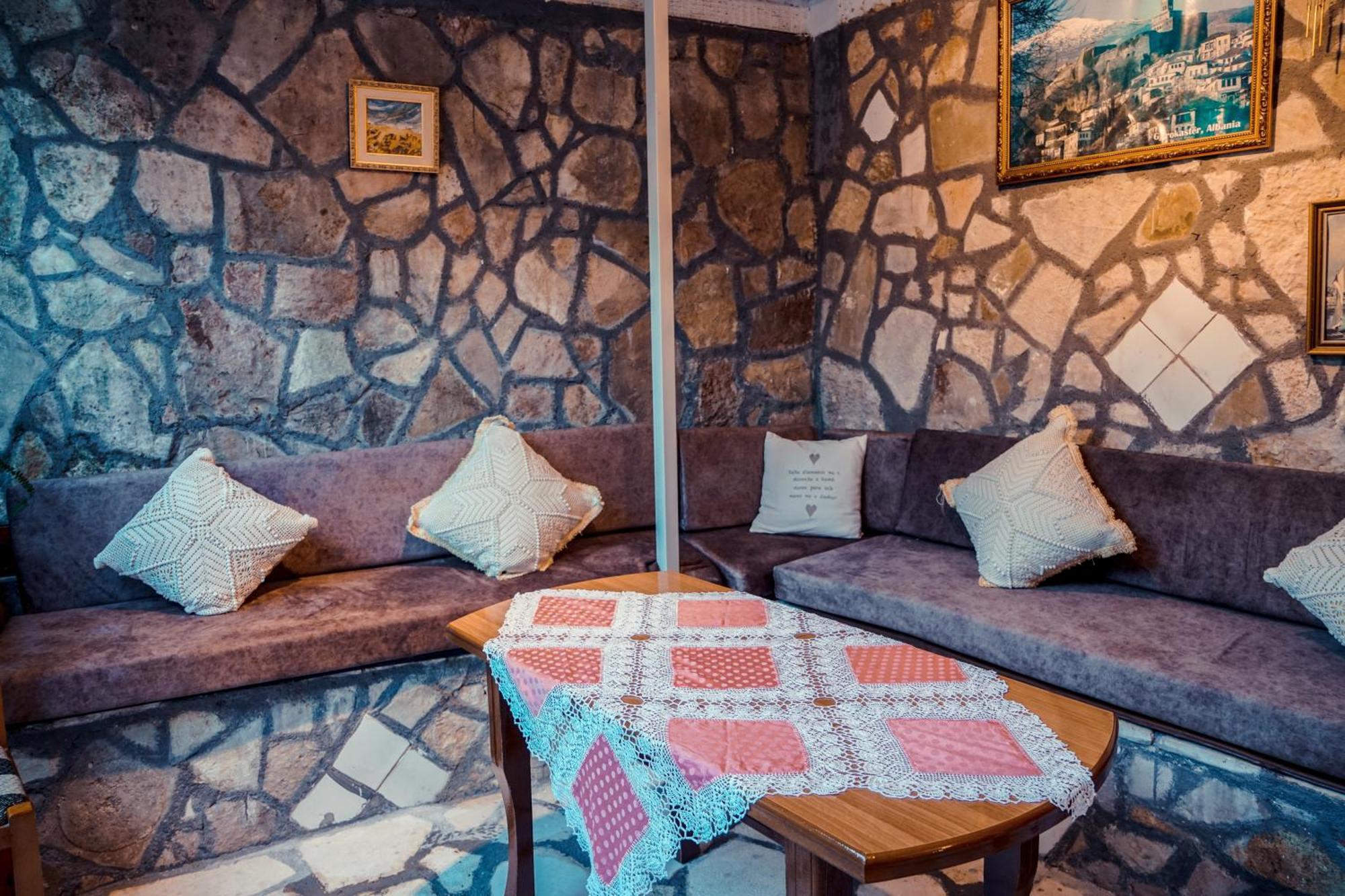 Guesthouse Arber Gjirokastra Kültér fotó
