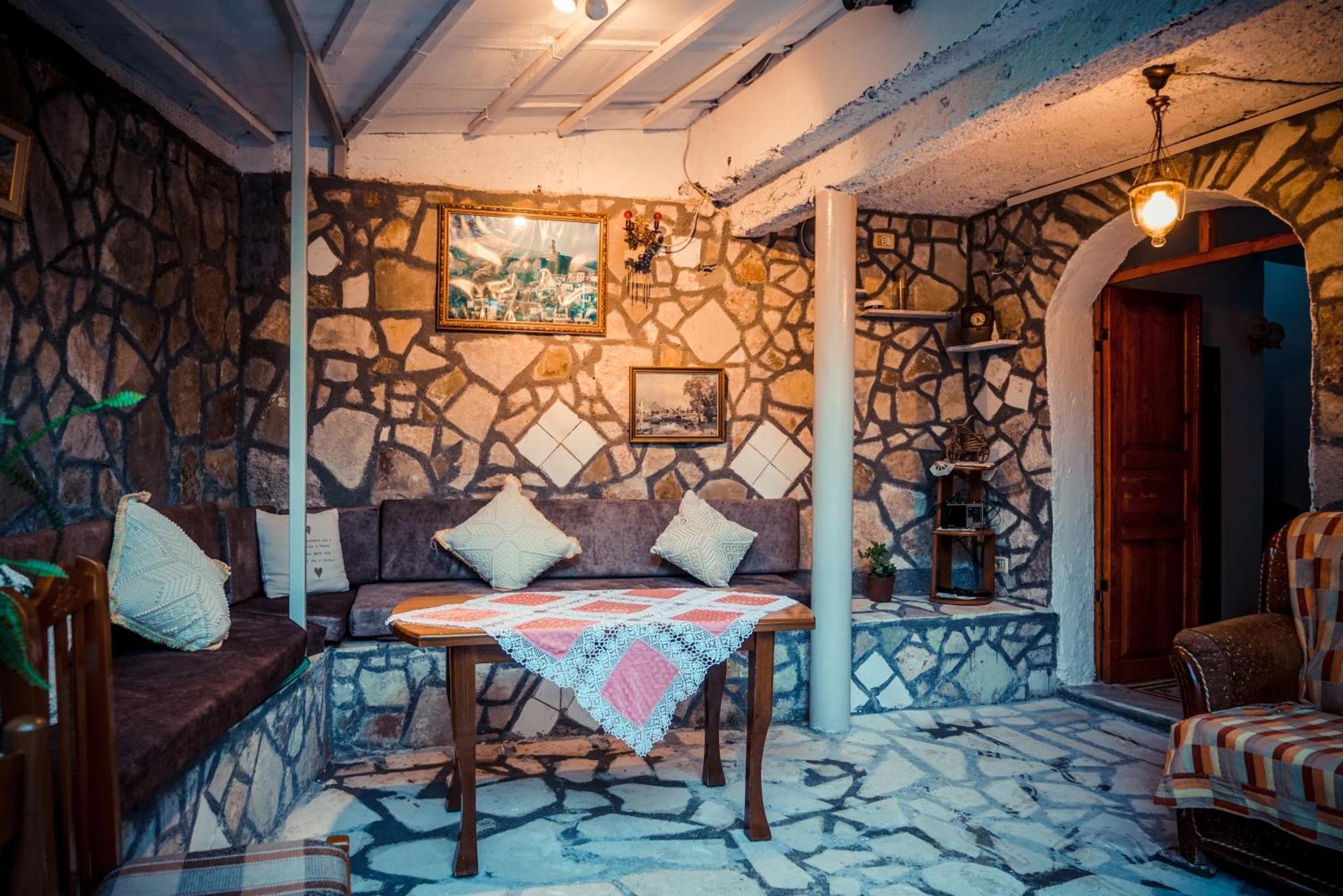 Guesthouse Arber Gjirokastra Kültér fotó